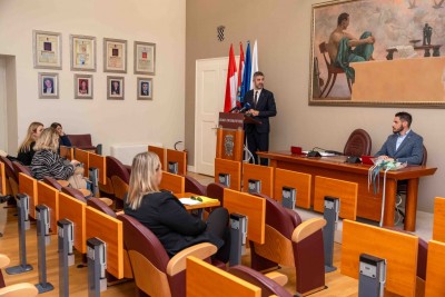 Potpisan ugovor za izgradnju sportske dvorane u Orašcu