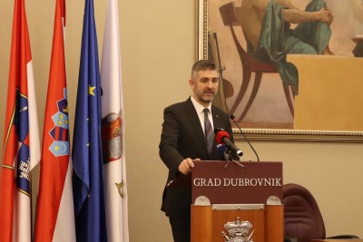 Radovi na preuređenju bivšeg Hotela Stadion za Centar usluga