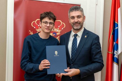 Gradonačelnik dodijelio stipendije s povećanjem od 15 posto