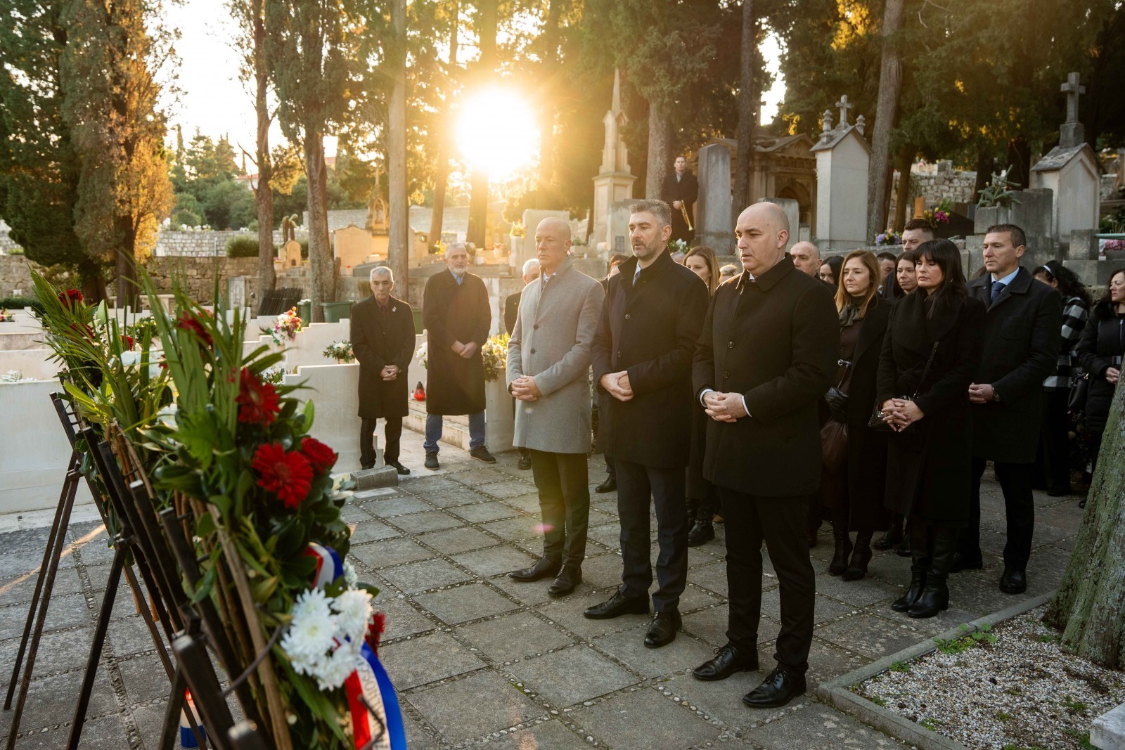 POČAST BRANITELJIMA