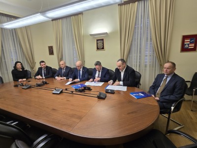 Potpisan ugovor za obnovu ambulante u Kuni Pelješkoj