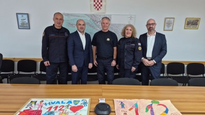 Župan posjetio Županijski centar 112 povodom Dana europskog broja