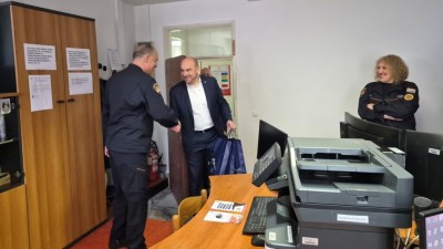 Župan posjetio Županijski centar 112 povodom Dana europskog broja