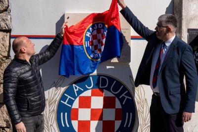 Marko Potrebica na otkrivanju spomen ploče Niku Nardelliju