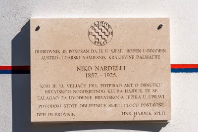 Marko Potrebica na otkrivanju spomen ploče Niku Nardelliju