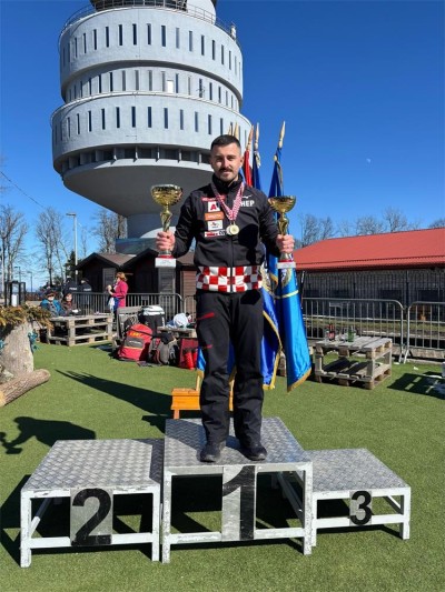 Zoran Šarić najbolji policijski službenik u skijanju