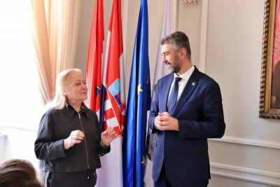 Gradonačelnik Franković čestitao Doris Kristić na 50 godina karijere