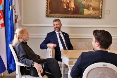 Gradonačelnik Franković čestitao Doris Kristić na 50 godina karijere