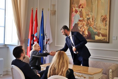 Gradonačelnik Franković čestitao Doris Kristić na 50 godina karijere