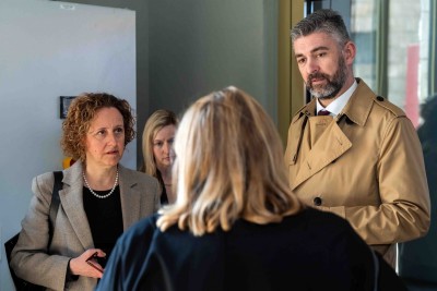 Gradonačelnik Franković i ministrica Obuljen Koržinek posjetili novi prostor knjižnice