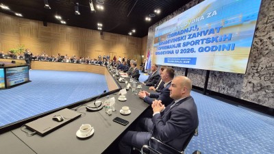 Župan Pezo potpisao ugovor za obnovu sportskih igrališta u Dubrovniku