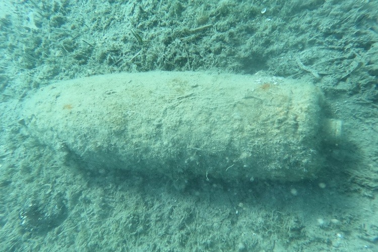 Akcija uklanjanja zrakoplovne bombe u uvali Luka na Korčuli