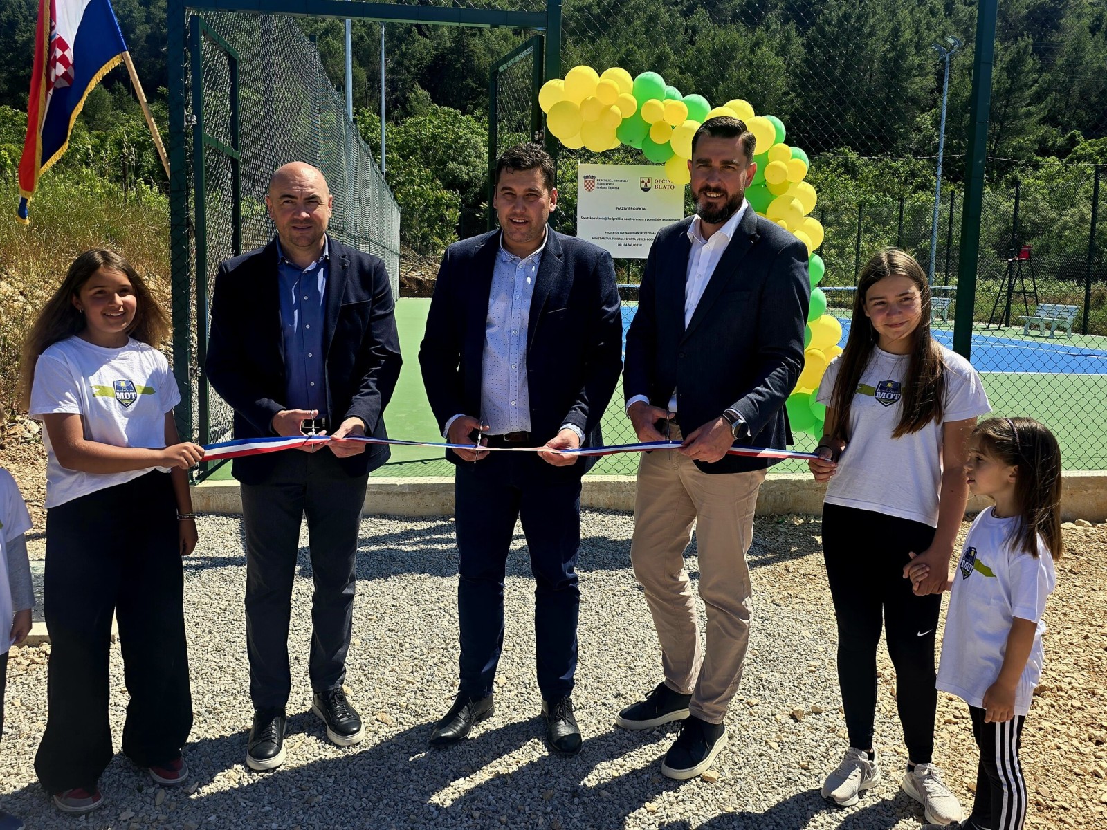 Župan Pezo posjetio Općinu Blato s naglaskom na sportsku infrastrukturu
