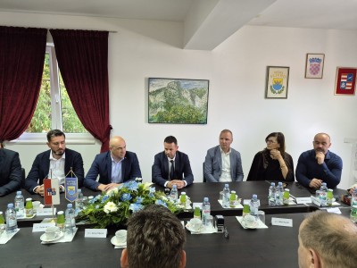 Potpisani ugovori za projekte na pomorskom dobru vrijedni 500 tisuća eura