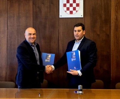 Župan Pezo posjetio Općinu Blato s naglaskom na sportsku infrastrukturu