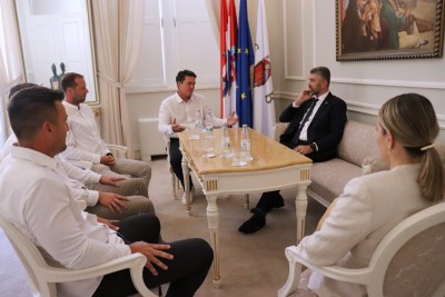 Teniski klub Ragusa primljen kod gradonačelnika Frankovića zbog povijesnog uspjeha
