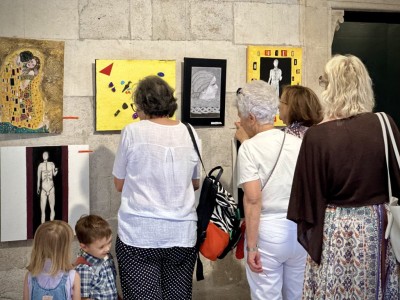 Otvorena izložba 'Boje iskustva' polaznika Kreativne radionice