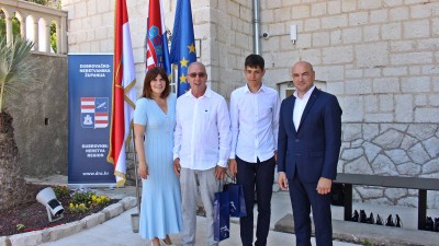 Dubrovačko-neretvanska županija nagradila najbolje učenike i mentore