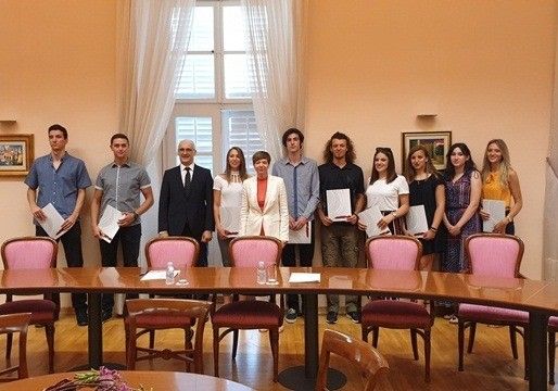 SVEUČILIŠTE U DUBROVNIKU